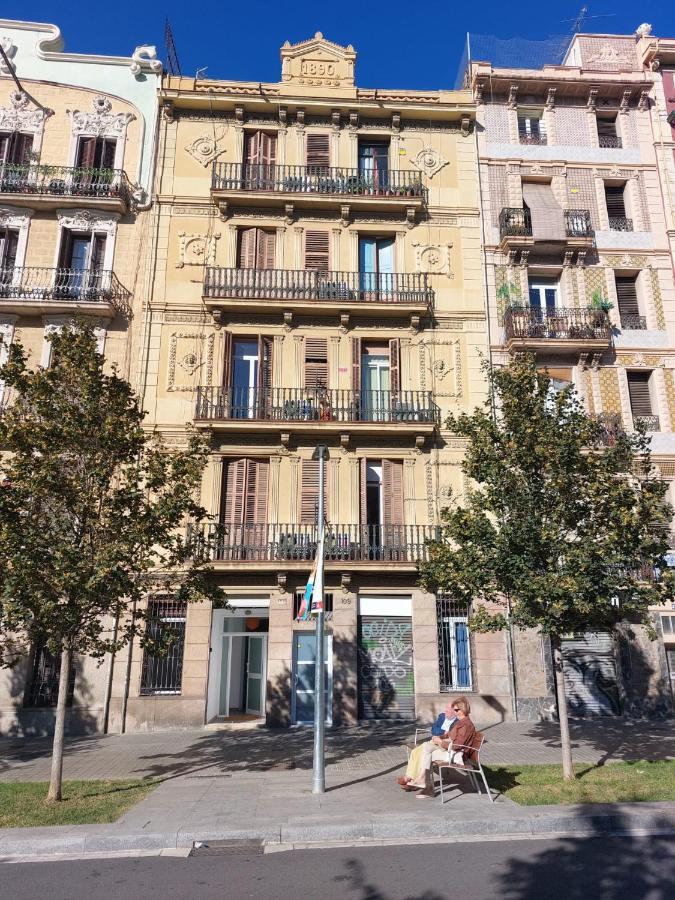 Clot Mirabarna Apartments Барселона Екстериор снимка